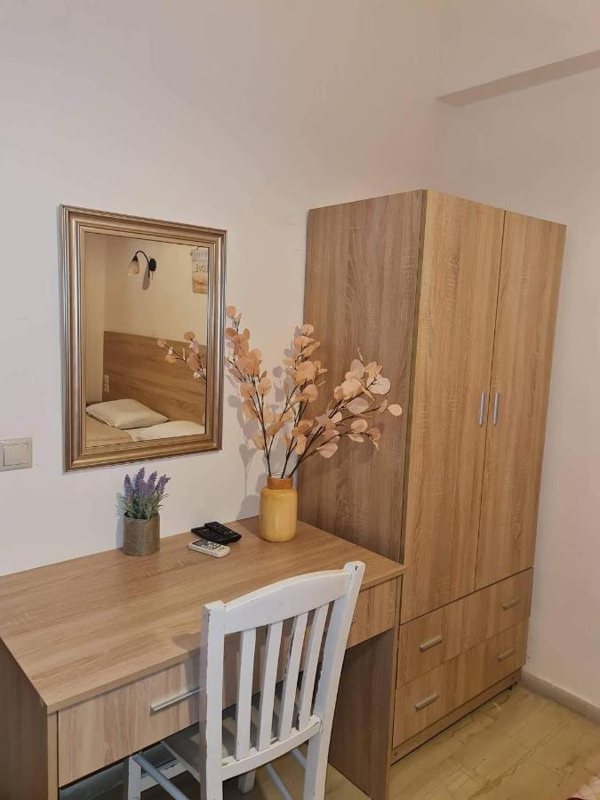 Agnes Rooms Pelekas Exterior foto